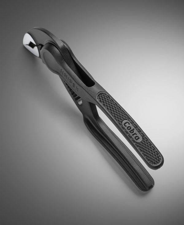 KNIPEX 87 00 100 Cobra XS waterpomptang ruwe oppervlakken met reliëf grijs geatramenteerd 100 mm KNIPEX 87 00 100 Cobra XS waterpomptang ruwe oppervlakken met reliëf grijs geatramenteerd 100 mm