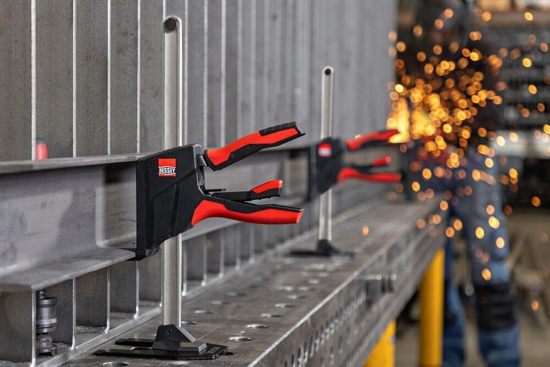 Bessey BEY23 BEYCEPS Lifting Spreader Clamp Lift Tool 180kg Capacity